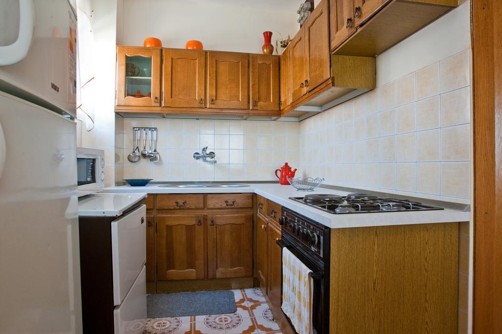 Apartments Dragan Trogir Oda fotoğraf