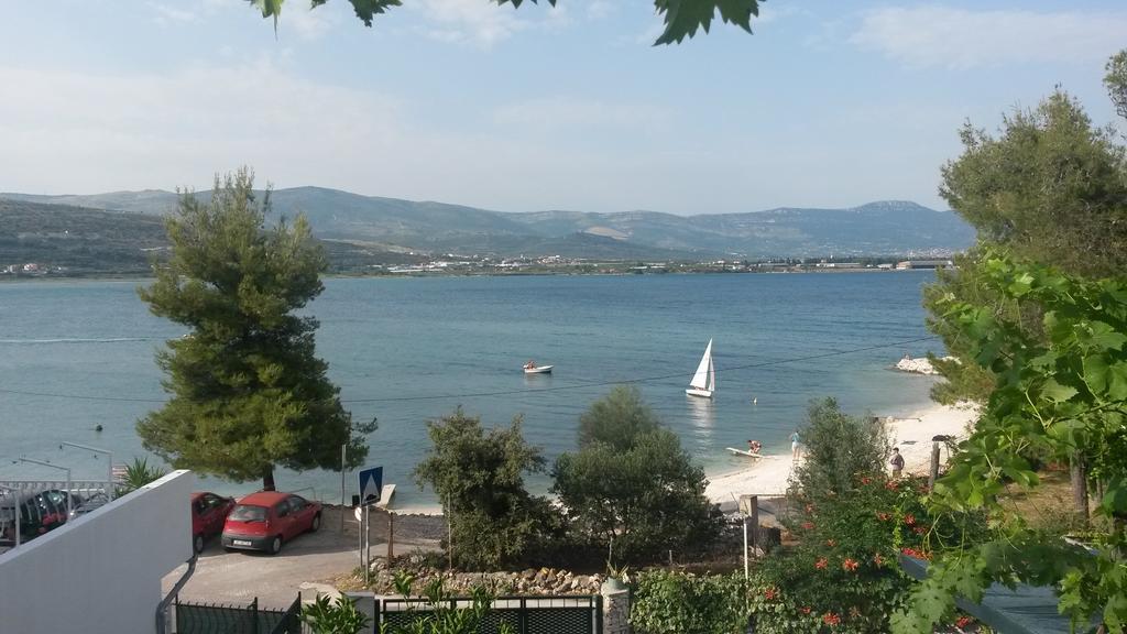 Apartments Dragan Trogir Oda fotoğraf